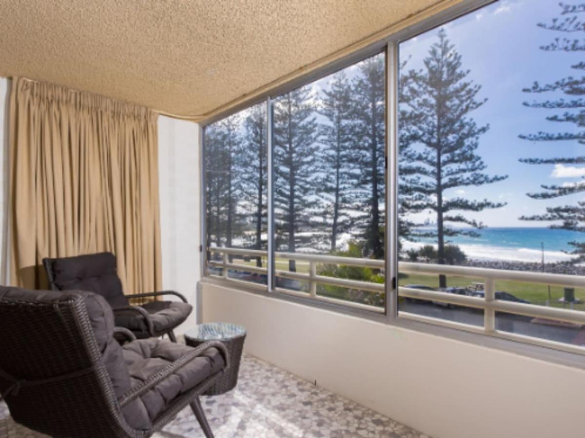 Апартаменты Goodwin Towers - Hosted By Burleigh Letting Голд-Кост Экстерьер фото